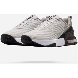 Nike - Air Max Alpha 6 - Fitness Schoenen - Zwart - Demping - Stevige Basis
