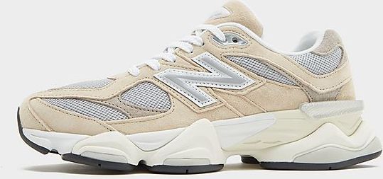 New Balance - 9060 - Hardloopschoenen - Beige