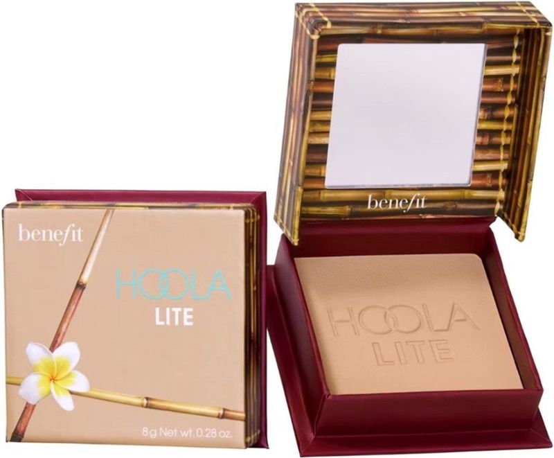 Benefit Hoola Lite Matte Bronzing Powder