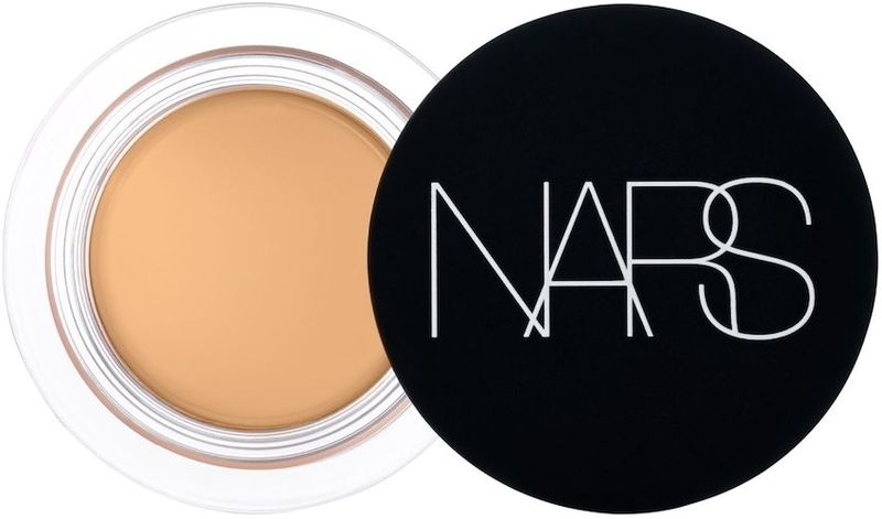 NARS - Soft Matte Complete Concealer - Praline - 6,2 g - Huidtype: Alle - Natuurlijk Mat