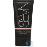 NARS Cosmetics Pure Radiant Getönte Feuchtigkeitspflege LSF 30/PA+++ (Verschiedene Farbtöne) - Terre-Neuve