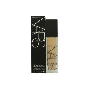 NARS Cosmetics Natural Radiant Longwear Foundation (Diverse tinten) - Mont Blanc