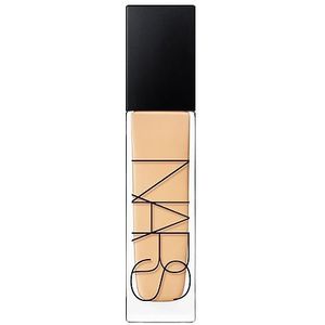 Nars Natural Radiant Longwear Foundation Salzburg