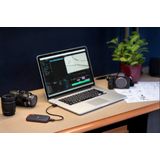 SanDisk Extreme PRO Portable SSD 1 TB (externe SSD, NVMe-SSD-Performance, 2,5 Zoll, 2.000 MB/s Lesen und Schreiben, AES-Verschlüsselung, IP65-Wasser- und -Staubschutz) grau