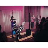 JBL PRX One PA-systeem Array geïntegreerd 12 x 2,5 inch en Subgrave. Digitale mixer met Bluetooth