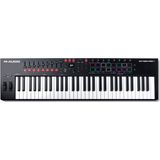 M-AUDIO Oxygen Pro 61- USB MIDI keyboardcontroller met 61 toetsen met beatpads, toewijsbare MIDI knobs,buttonsenfaders en softwaresuite inbegrepen, Native Instruments Sound Package (NKS Integration)