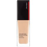 Shiseido Synchro Skin Radiant Lifting  220 Linen  Foundation