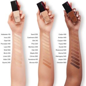 Shiseido - Synchro Skin Radiant Lifting Foundation - 450 Copper - 30ml