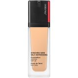 Vloeibare Foundation Shiseido Synchro Skin Self-Refreshing Nº 240 (30 ml)