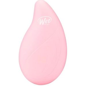 WetBrush Go Green Detangling Palm Detangler Pink