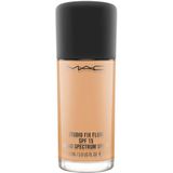 MAC Cosmetics - Studio Fix Fluid SPF 15 C5 Foundation - 30ml