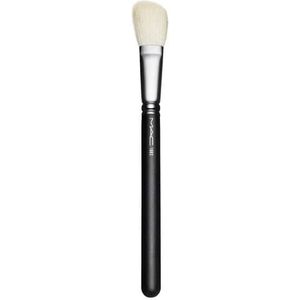MAC Cosmetics 168 Synthetic Large Angled Cotour Brush Contour Penseel 168 1 st