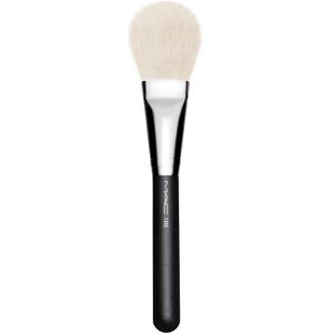 MAC #135S Large Flat Powder Brush Poederpenselen 1 stuk