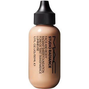 MAC Cosmetics Studio Radiance Face and Body Radiant Sheer Foundation Lichte make-up voor gezicht en lichaam Tint N1 50 ml