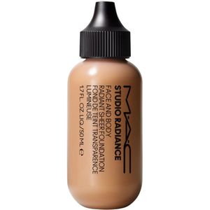 MAC Cosmetics Studio Radiance Face and Body Radiant Sheer Foundation Lichte make-up voor gezicht en lichaam Tint N2 50 ml
