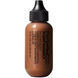 MAC Perfect Shot Radiance Face & Body Foundation 50 ml C8 Dark Deep Cool