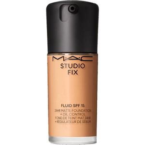 MAC Cosmetics Studio Fix Fluid SPF 15 C Foundation