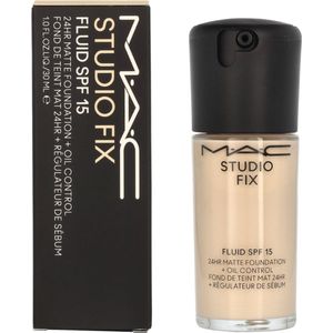 MAC Studio Fix Fluid Foundation SPF15