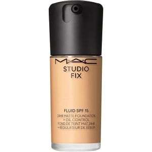 MAC Studio Fix Fluid Foundation SPF15