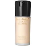 MAC Studio Radiance Serum Foundation 30 ml NC11.5