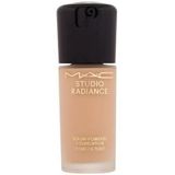 MAC Radiance Serum-Powered Foundation NC17.5 30 ml