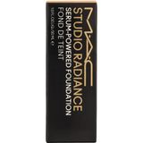 MAC Studio Radiance Serum Foundation 30 ml NC18