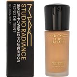 MAC Cosmetics - Studio Radiance Serum Foundation - NC18