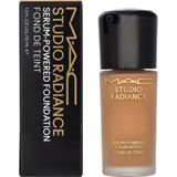 MAC Studio Radiance Serum Foundation 30 ml NC30