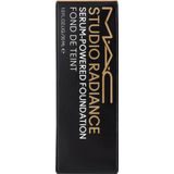 MAC Studio Radiance Serum Foundation 30 ml NC30