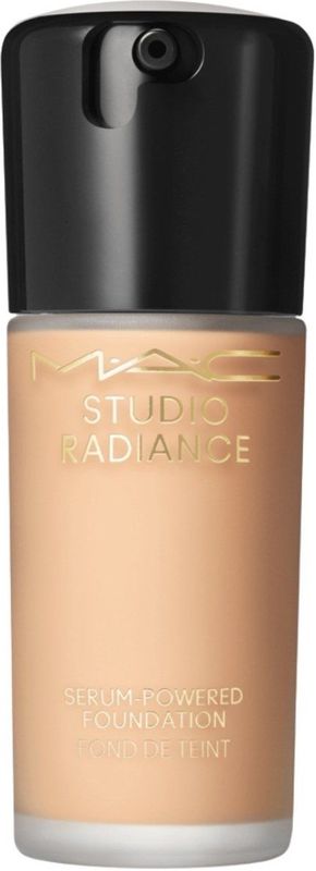 MAC Cosmetics Studio Radiance Serum Foundation NW15