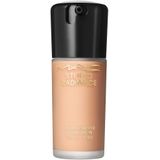 MAC Studio Radiance Serum-Powered Foundation NW25 30 ml