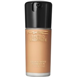 M·A·C Studio Radiance Serum-Powered Foundation