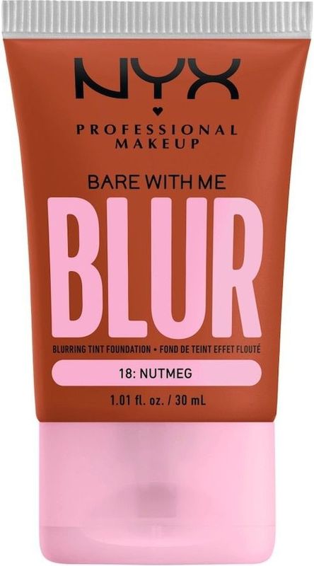 NYX - Bare With Me Blur - Foundation - Nutmeg - Medium Dekking - Blur-effect