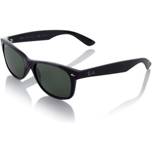 Ray-Ban RB2132 901/58 New Wayfarer (Classic) zonnebril - 55mm