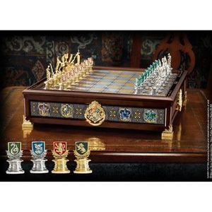 The Noble Collection Quidditch Chess Set Silver & Gold Plated