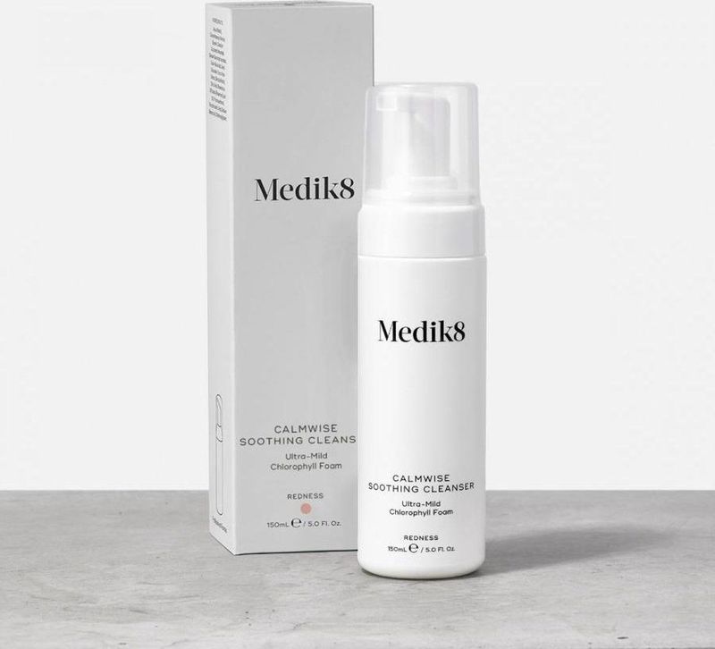 Medik8 Calmwise Soothing Cleanser
