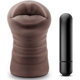 Mond masturbator Renee Hot Chocolate met vibratiebullet