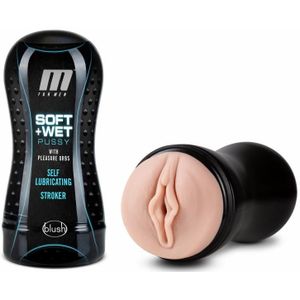 M For Men - Soft And Wet Masturbator Self Lubricating - Noppen