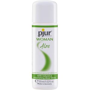 pjur WOMAN Aloe - Glijmiddel op waterbasis met aloë vera - voor de gevoelige huid - meer plezier en verzorging tijdens seks (30ml)