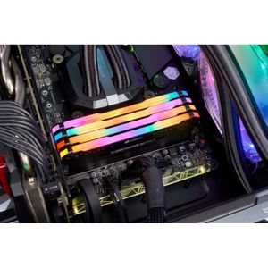 Corsair - RAM geheugen - CMW64GX4M4D3600C18 - 64GB - DDR4 - 3600MHz - 4 x 16GB - RGB