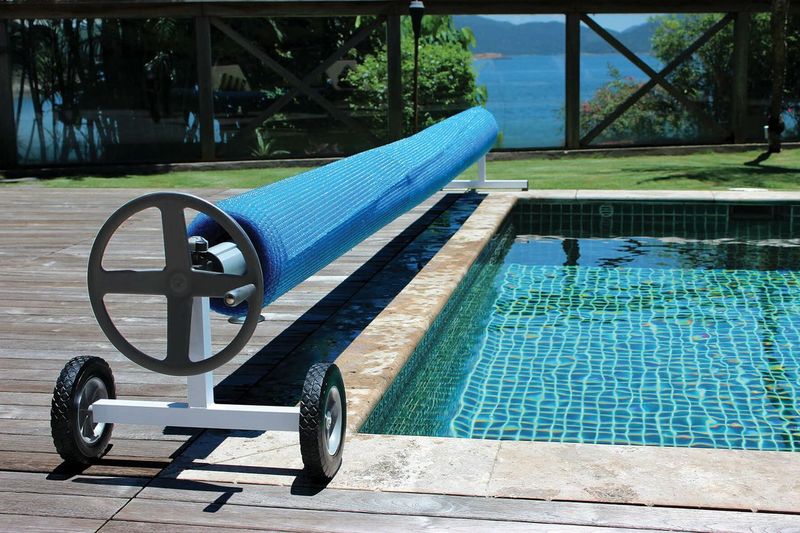 Kokido KALU - Oprolsysteem - Voor Solarzeil - Inclusief 5-delige Buizenset - Geschikt Voor Zwembaden Tot 5 Meter Breed