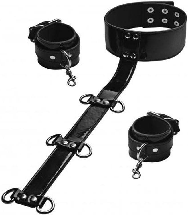 Frisky Relié Autour du Cou aux Poignets Coffret