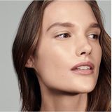 Gezichts Corrector Estee Lauder Futurist Hydra Rescue 1N2-ecru