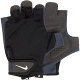 Nike Essential fitness gloves