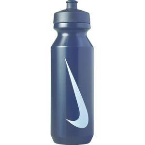 Nike big mouth bidon in de kleur zwart/wit.