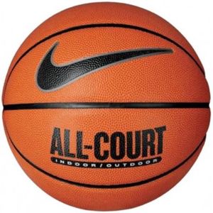 Nike everyday all court 8p basketbal in de kleur oranje.