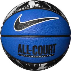 Nike everyday all court 8p graphic basketbal in de kleur blauw.