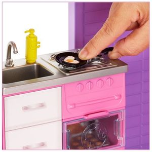 Barbie Droomhuis - Poppenhuis met 8 Kamers - Lift, Zwembad en Glijbaan - 70 Accessoires - 1 m hoog en 1,20 m breed - Cadeau voor Kinderen vanaf 3 Jaar