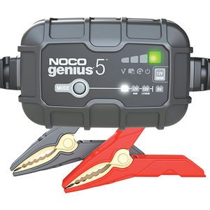 NOCO - GENIUS5EU - Automatische Oplader - 5A - 6V en 12V Batterijlader - Voor Auto, Motorfiets, Boot, SUV, ATV, RV, Camper