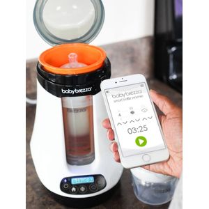 Baby Brezza - Slimme en veilige flessenwarmer + Bluetooth - met uniek moedermelk programma